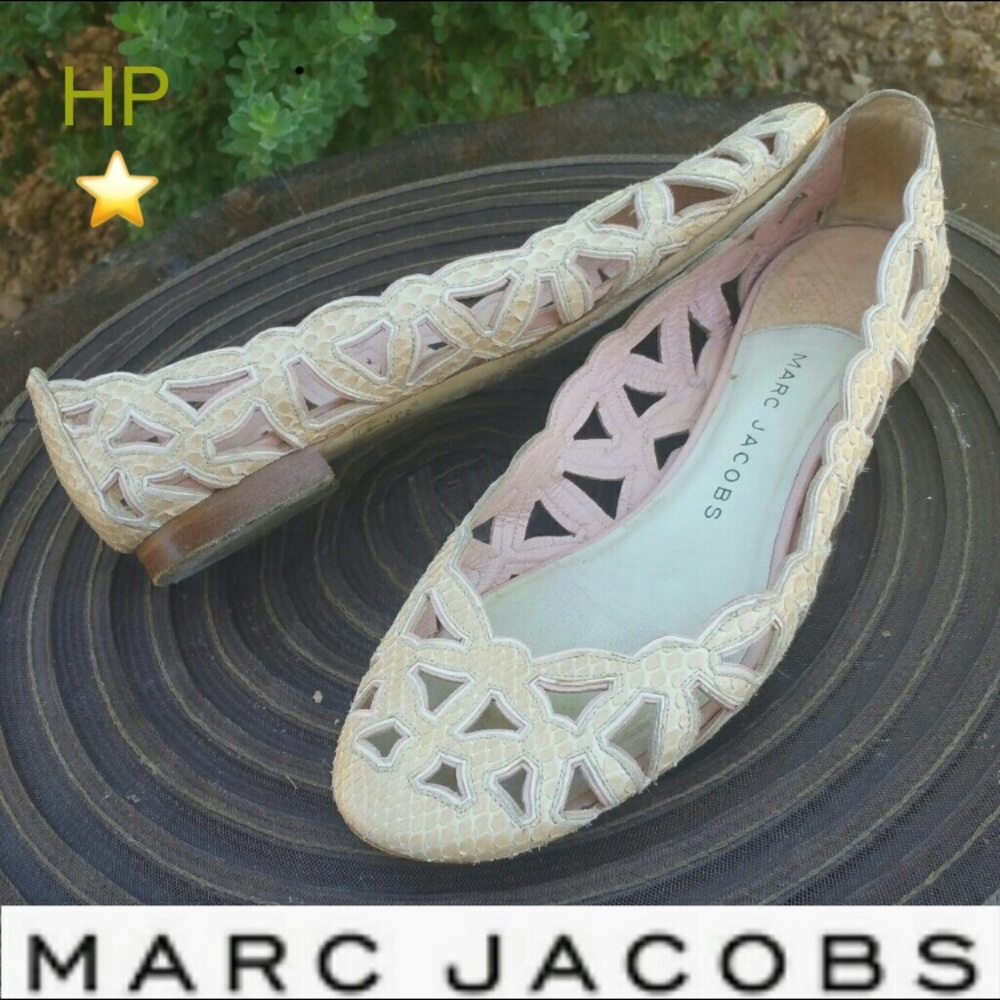 MarC JAc0bs💄sNaKesKin laSer cUt flAts